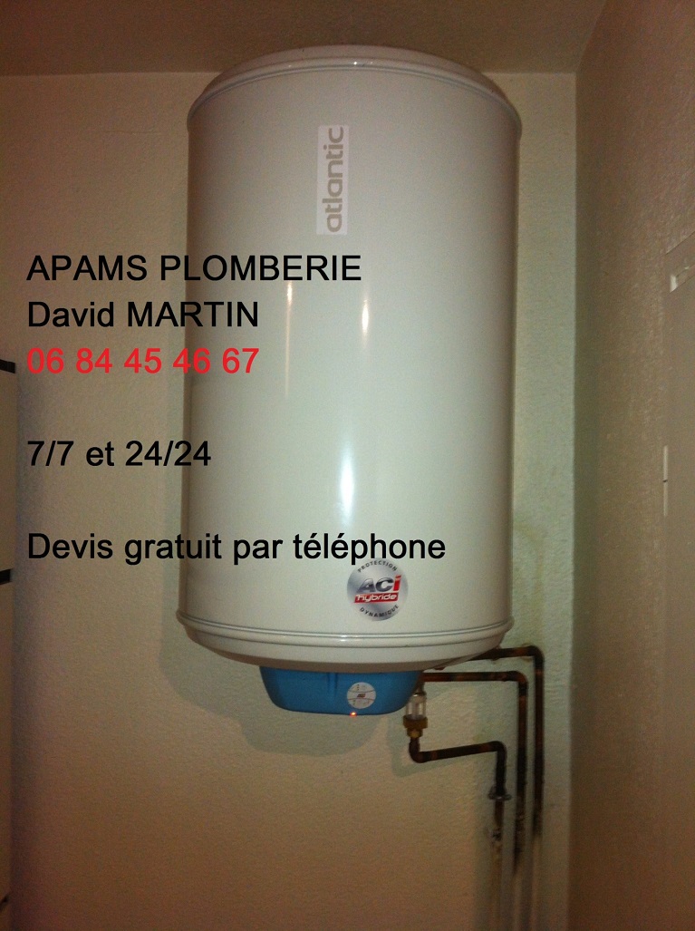 Chauffe-eau sur évier plomberie Brignais 06.84.45.46.67.jpg